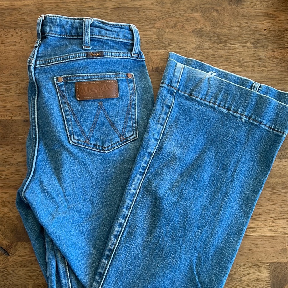 Wrangler Retro Flare Trouser High Rise Jeans 27 x 34